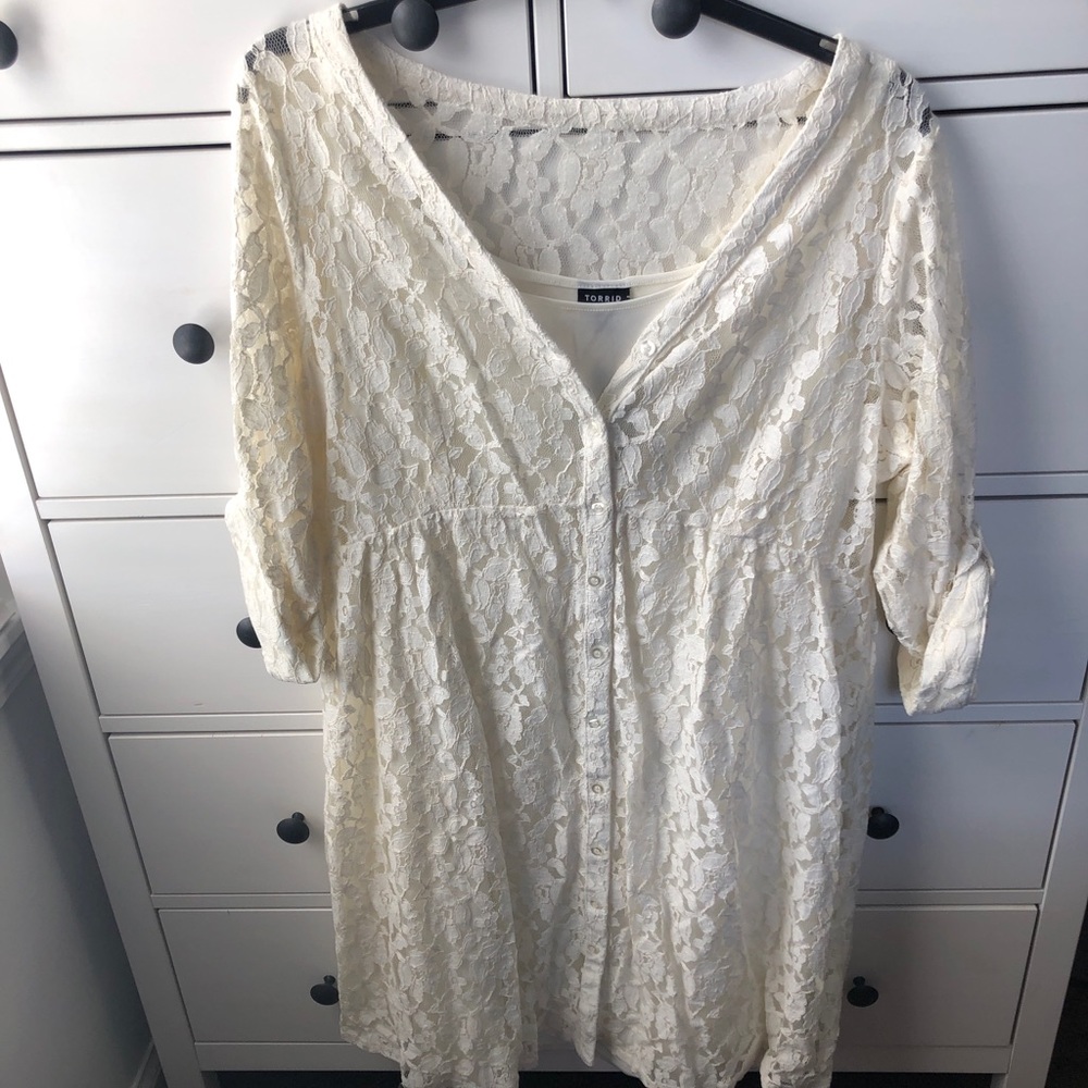 NWT torrid white lace dress size 1